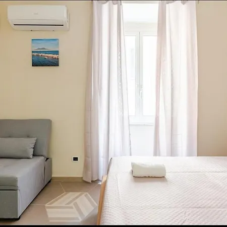 Centro 3* נאפולי